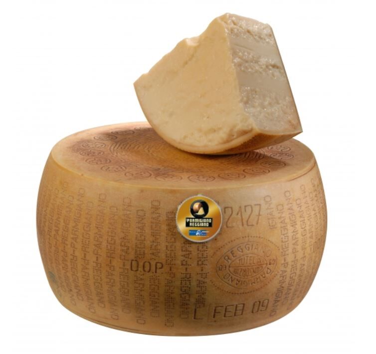 PARMIGIANO REGGIANO WHOLE FORM 24 MONTHS